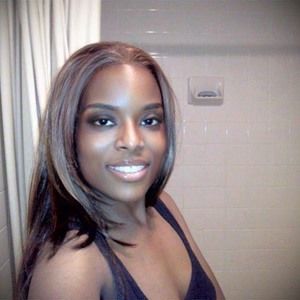 Meet your Posher, Yvette